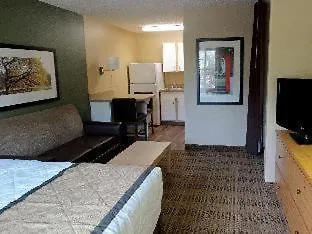 Extended Stay America Select Suites - Tampa - North Airport Hotel
