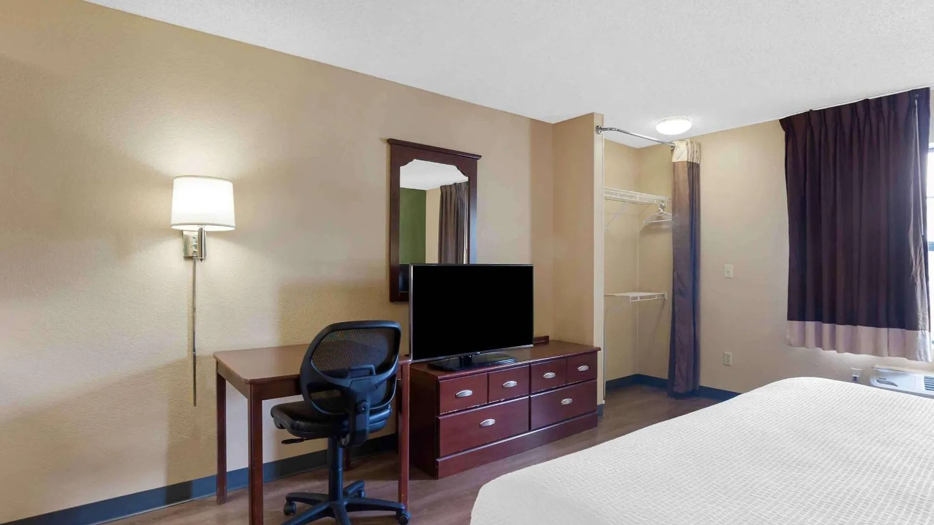 Hotel Extended Stay America Select Suites - Tampa - North Airport